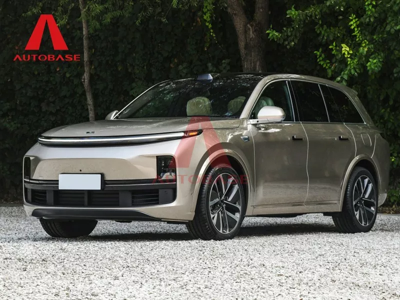 Il Lixiang L8 è il SUV familiare di lusso per eccellenza per l'era elettrica moderna